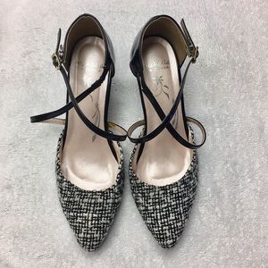 Pointed Toe Ankle Strap 2 1/2 High Heels Sandals